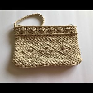 Crochet wristlet